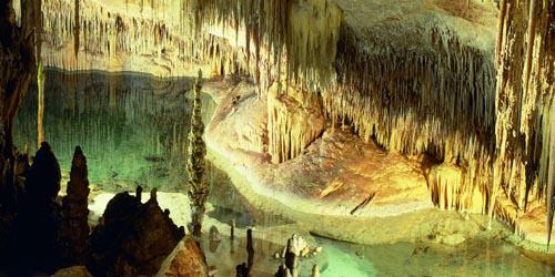 Drypstenshule - Cuevas del Drach